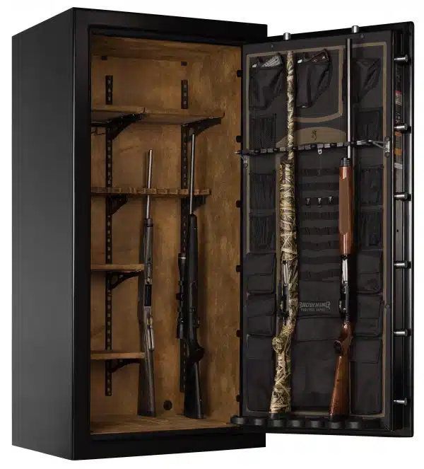 Browning Rawhide 33 Interior example with guns